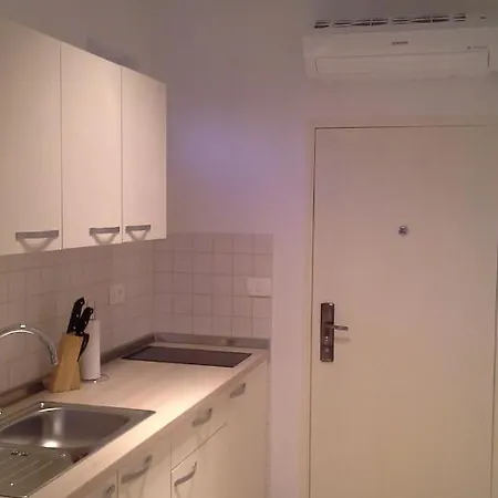 Studio Tomi Apartment